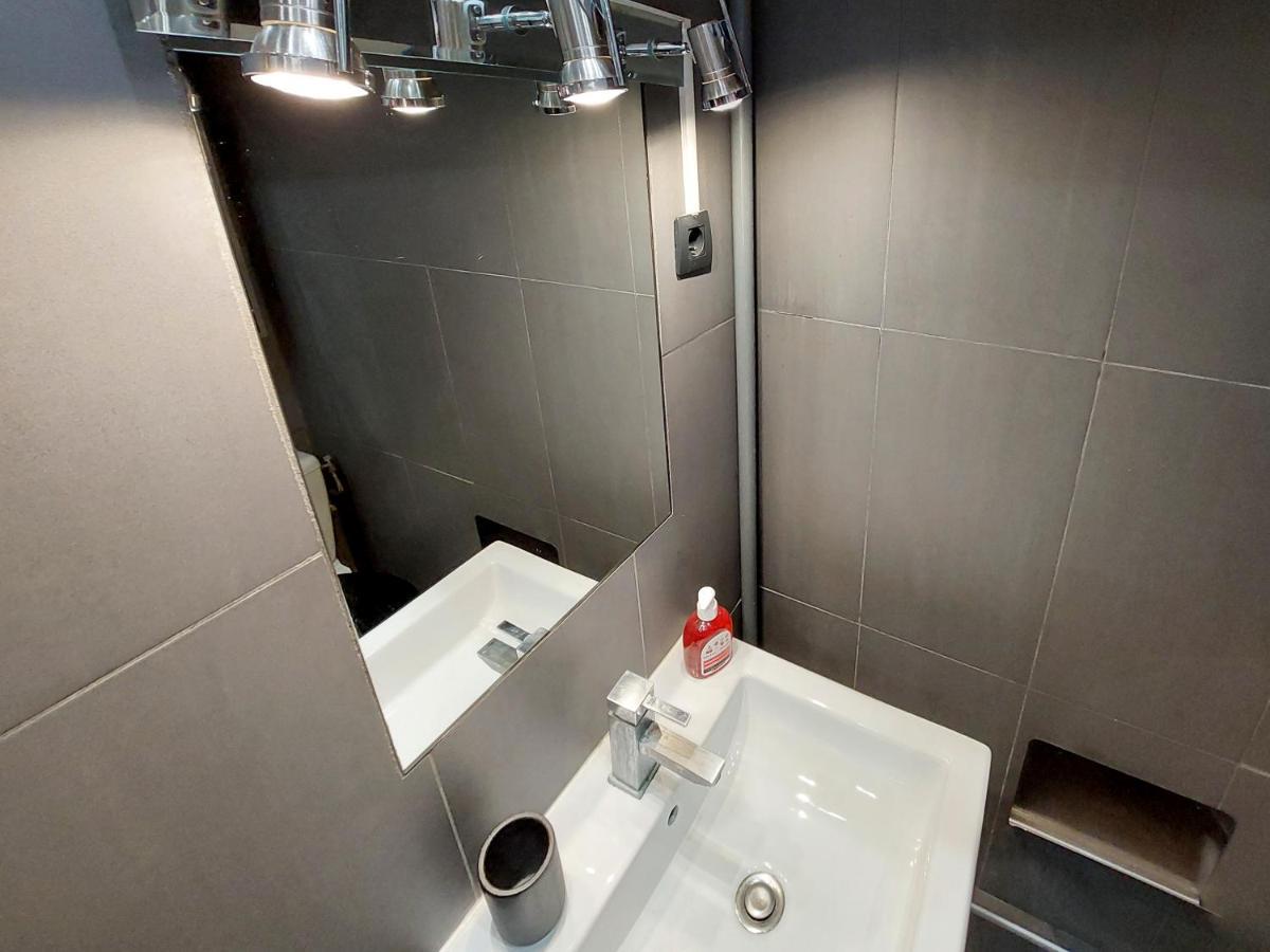 Rossetti 4 Pers Vecchia Nizza Wifi Apartment Luaran gambar