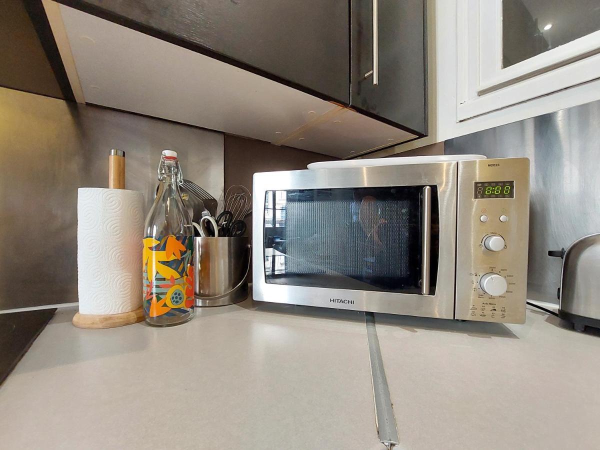 Rossetti 4 Pers Vecchia Nizza Wifi Apartment Luaran gambar
